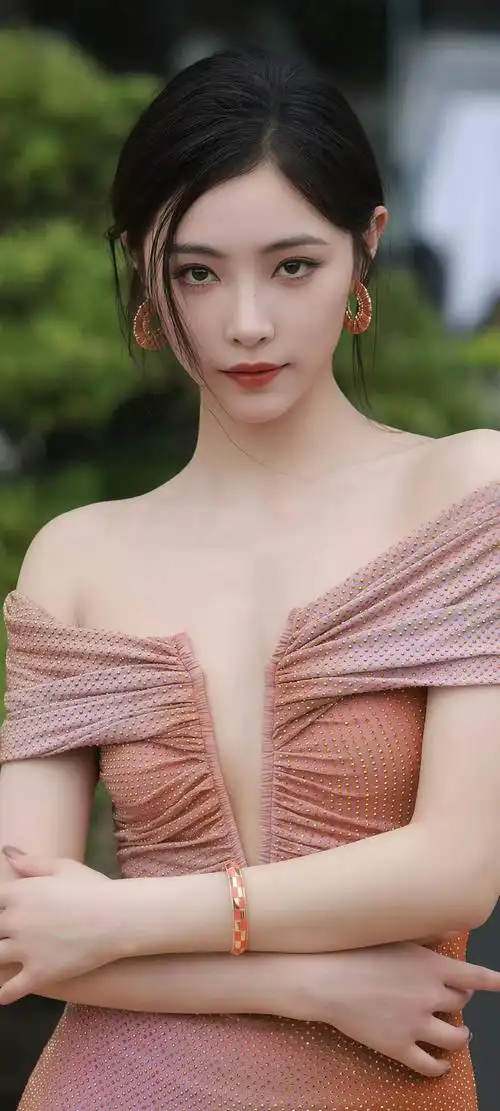 神马影院纪录片王朝：权力与血脉
